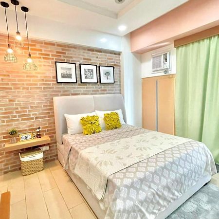 Lovely Unit With Free Wi-Fi & Netflix I Across Naia T3 Airport Manila Ngoại thất bức ảnh