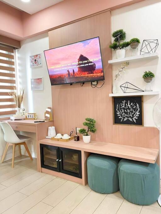 Lovely Unit With Free Wi-Fi & Netflix I Across Naia T3 Airport Manila Ngoại thất bức ảnh