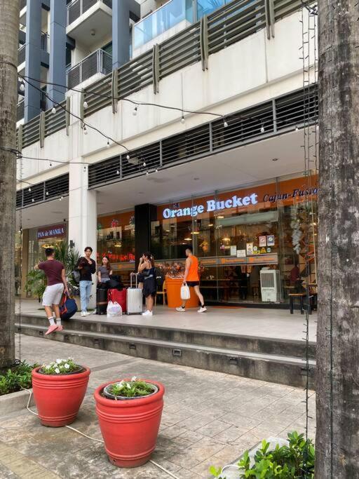 Lovely Unit With Free Wi-Fi & Netflix I Across Naia T3 Airport Manila Ngoại thất bức ảnh
